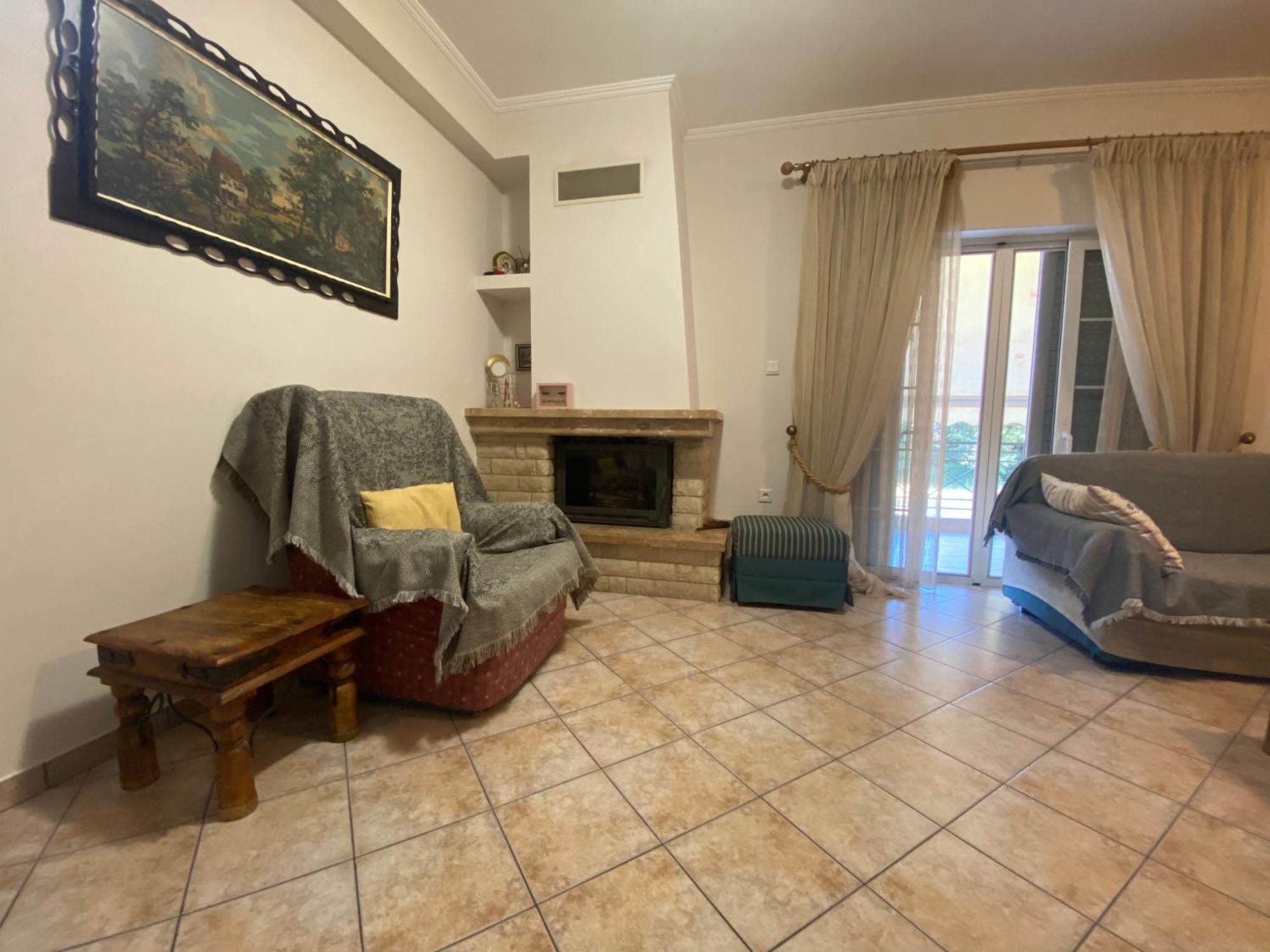 Cozy & Quiet City Apartment Trikala  Exterior photo